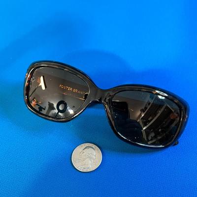 FOSTER GRANT POLARIZED SUNGLASSES TORTOISE SHELL-LIKE FRAMES
