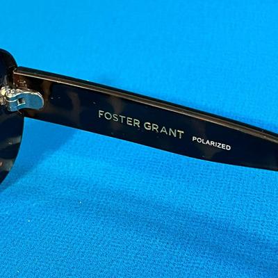 FOSTER GRANT POLARIZED SUNGLASSES TORTOISE SHELL-LIKE FRAMES