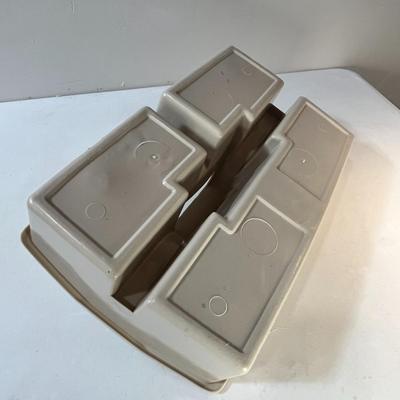 TAN HANDLED CADDY 