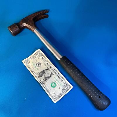 HEAVY DUTY NAILING HAMMER WITH COMFORT GRIP