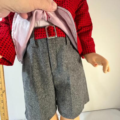 REALISTIC LITTLE BOY MANNEQUIN IN CUTE SHORTS, JACKET & CAP