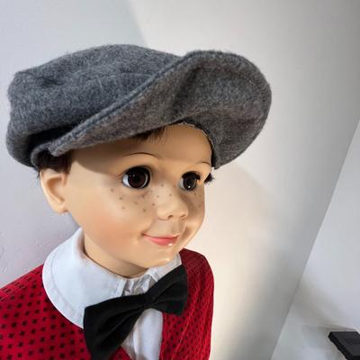 REALISTIC LITTLE BOY MANNEQUIN IN CUTE SHORTS, JACKET & CAP