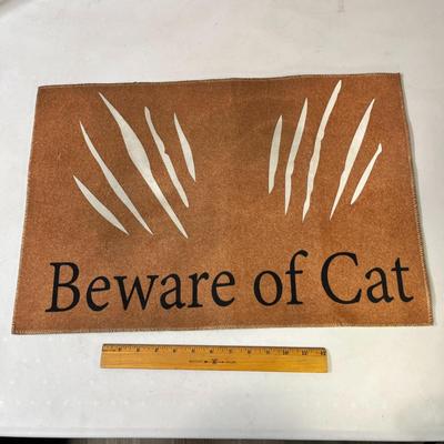 â€œBEWARE OF CATâ€ MAT