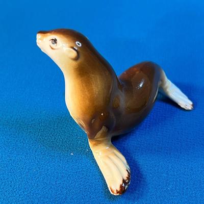 CERAMIC SEAL FIGURINE