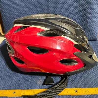 Adult bike helmet