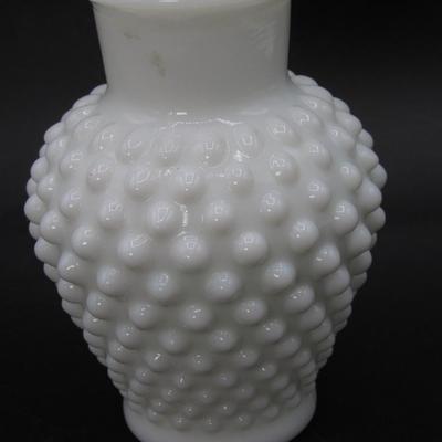 Small Vintage Fenton Hobnail Milk Glass Bud Flower Vase Bottle