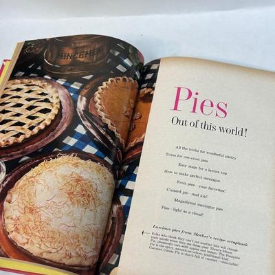 Vintage Better Homes & Gardens Dessert Cook Book 1968