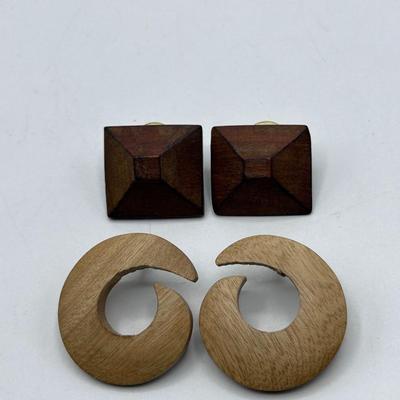 Two Pairs of Retro Chunky Wood Earrings for Pierced Ears