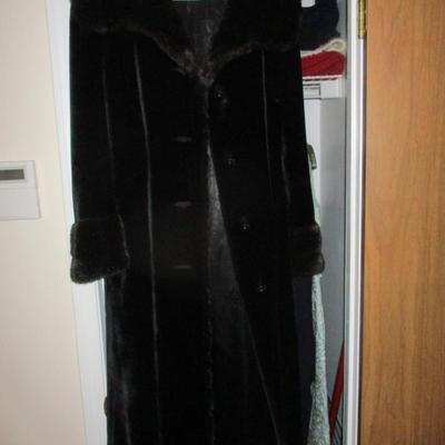 Borgazia Black Coat Size 14
