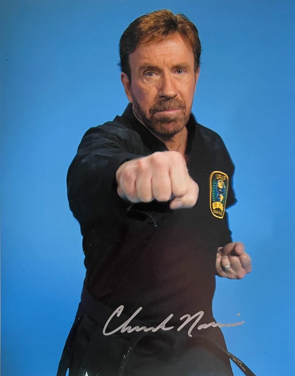 CHUCK NORRIS signed autographed photo blue marker COA Hologram