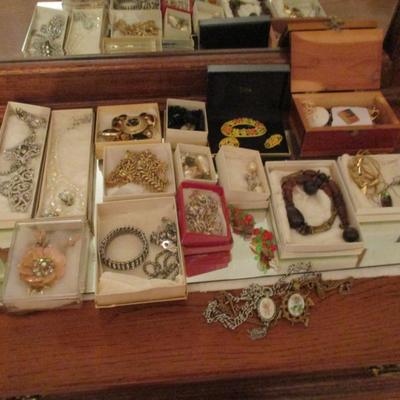Assortment Of Jewelry & Watches  - F