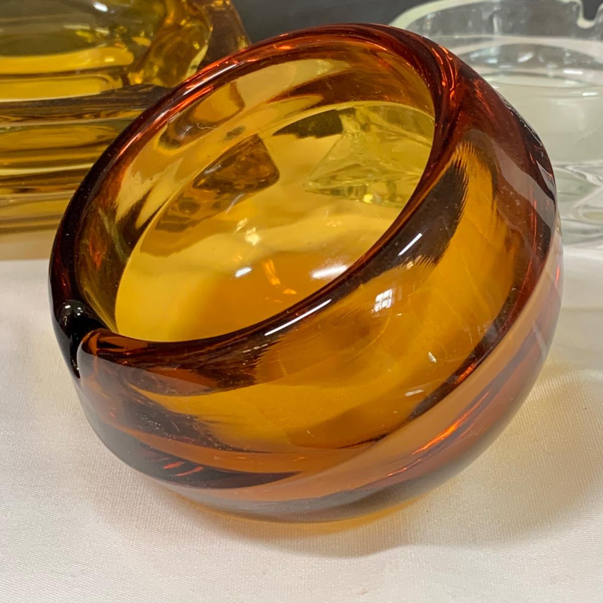 LOT 167R Vintage MCM Art Glass Deep Amber Orb Ashtray & Clear & Amber