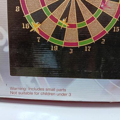 Magnetic Dart board with darts Bullseye and Golf darts