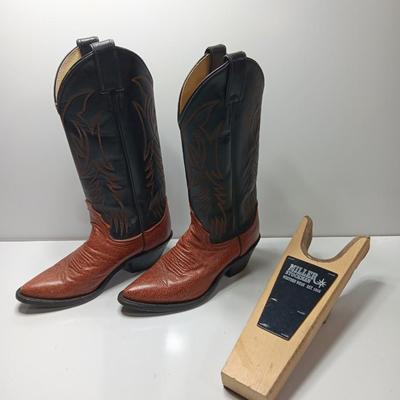 Like New Women's Justin Size 5.5 Western boots with Boot Jack