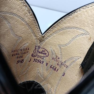 Like New Women's Justin Size 5.5 Western boots with Boot Jack