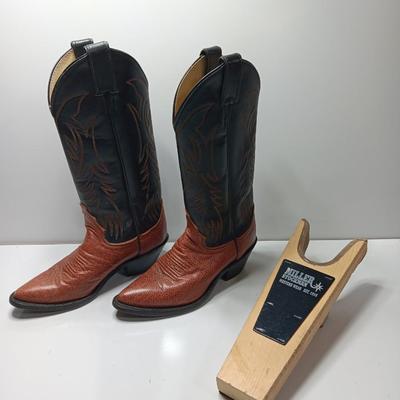 Like New Women's Justin Size 5.5 Western boots with Boot Jack