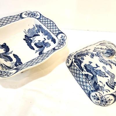 Lot #15  Antique English Covered Dish - Blue/White