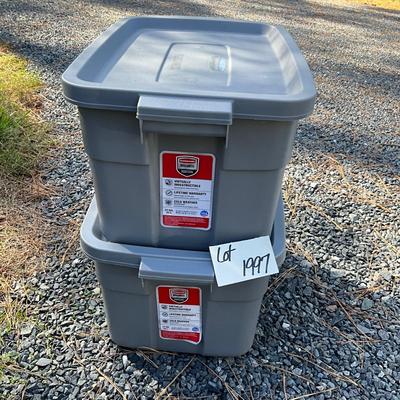 G1997 Lot of 2 Rubbermaid Roughneck 14 Gallon Tubs