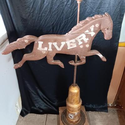 ANTIQUE J. Compratt Stray Horse LIVERY horse