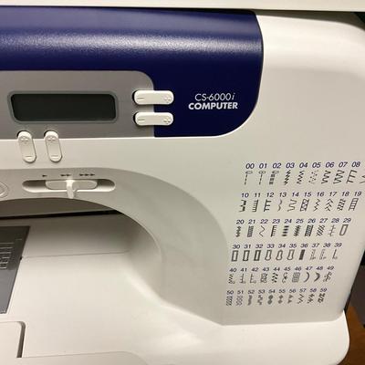 G2018 Brother Portable Computer Sewing Machine