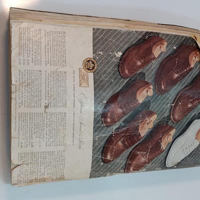 RARE 1944 - 1945 Fall & Winter Montgomery ward - DENVER - catalogue