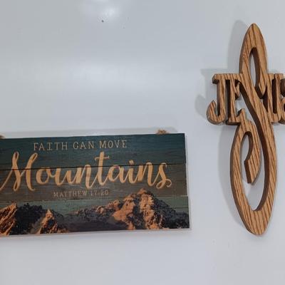 Wooden wall art - wooden Jesus - and Faith can move Mountains. Matthew 17:20