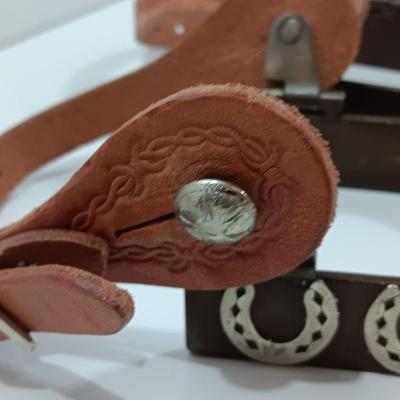 Brown Spurs Men's, Bottle Opener, with Horseshoe Motif with Weaver leather straps LIKE NEW!