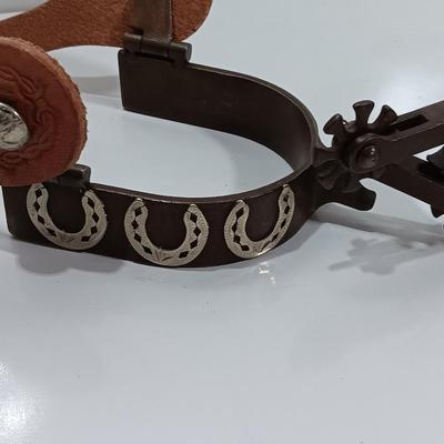 Brown Spurs Men's, Bottle Opener, with Horseshoe Motif with Weaver leather straps LIKE NEW!