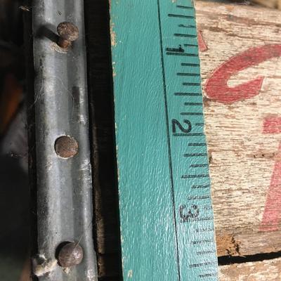 Vintage wooden 7 Up crate