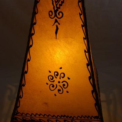 Beautiful Leather Shade Lamp 23.5x9.5