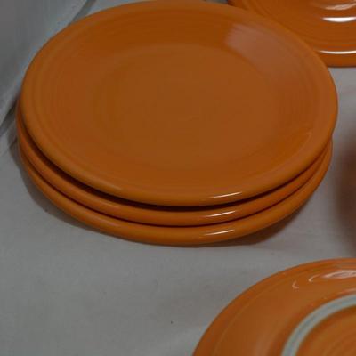 20 Piece "Butterscotch" FIESTA WARE Dinner Setting for 4