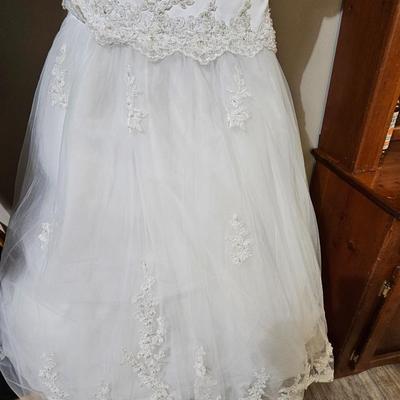 Stunning wedding dress