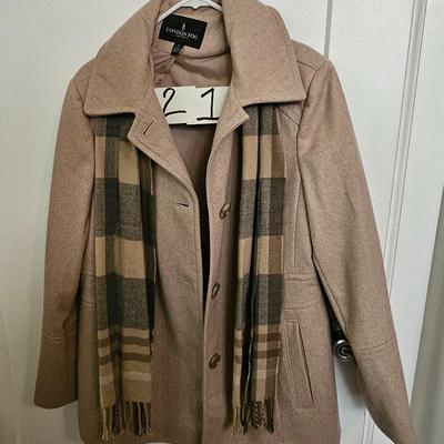 London fog coat sixe L
