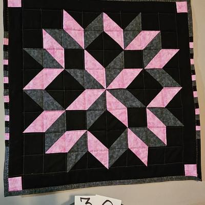 Sm wall quilt 32 X 32