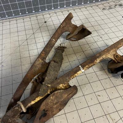 Antique ICE SKATES 