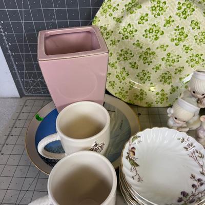 Large Pile of ceramic Items 