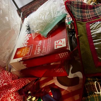 Extra Large Lot of Christmas DÃ©cor items'