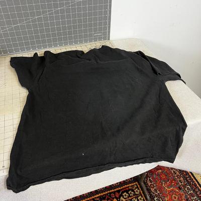  Elvis Presley Size Large T-Shirt 