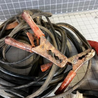 2 Sets of Jumper Cables