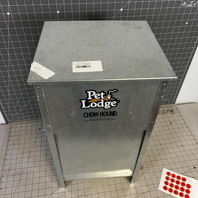 Chow Hound PET LODGE Pet Food Dispenser