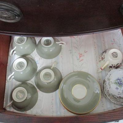 9 Pieces of Lenox Glendale Dishes and Japanese China - H