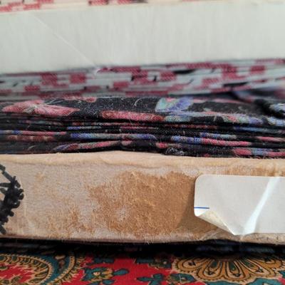 Cotton Material 3 bolts