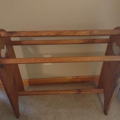 Amish Style Solid Wood Quilt Rack