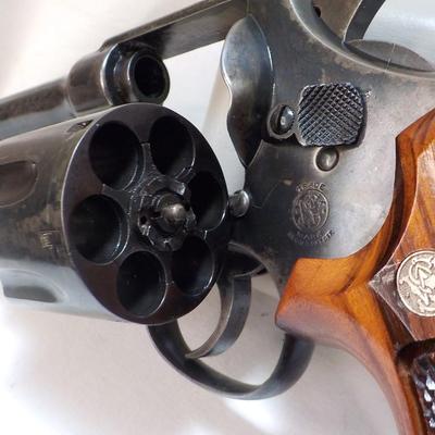 RARE- Smith & Wesson 1917 revolver, 45 cal. army issued. est.$800 to $1300.