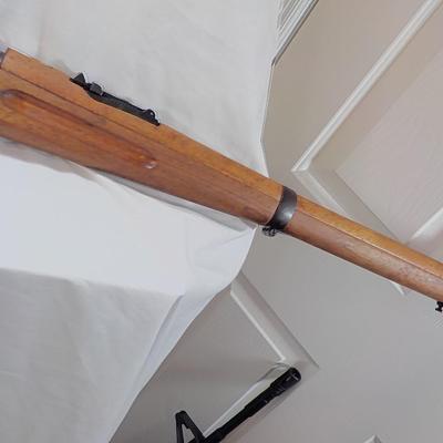Swiss M1911 Carbine/Schnidt-Rubin 7.54x55 rifle, WW2- est. $800 to $1400.
