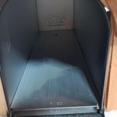 New Cedar Chelet Mailbox