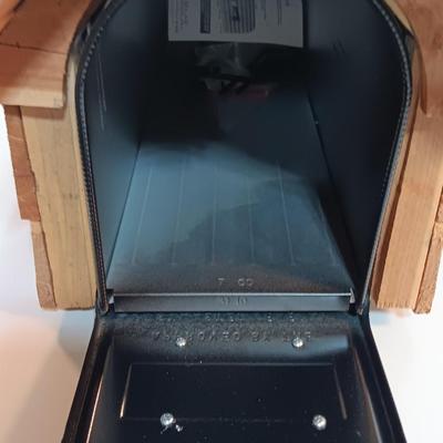 New Cedar Chelet Mailbox