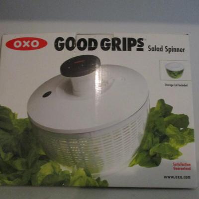 Good Grips Salad Spinner - I