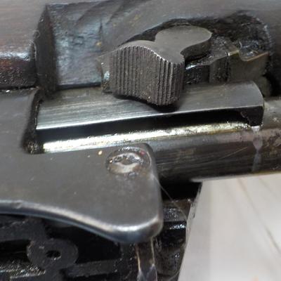 303 British Lee- Enfield no.4 MK1, WW2 rifle. est. $350 to $700.