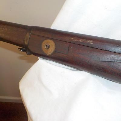 303 British Lee- Enfield no.4 MK1, WW2 rifle. est. $350 to $700.